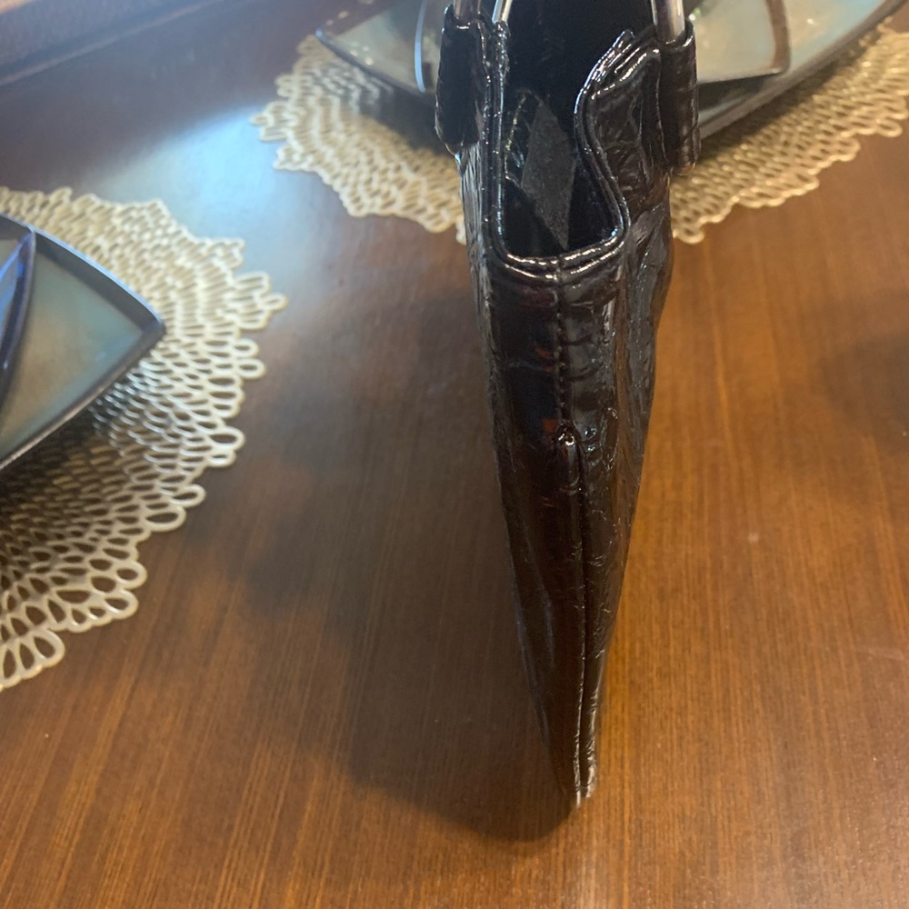 Purse - Picture 2 of 5